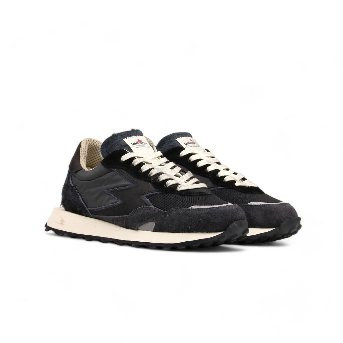 Hype Sneaker Black Two-Tone Sole