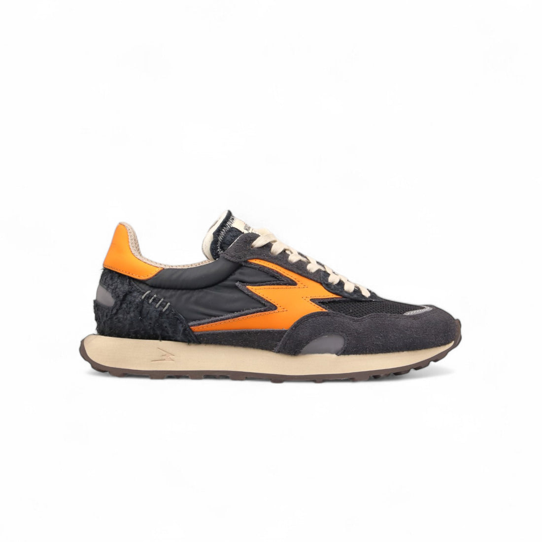 HYPE BLACK AND ORANGE SNEAKER