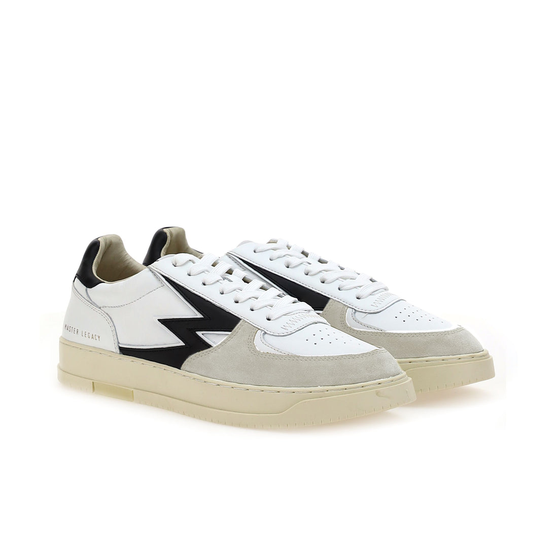 Master Legacy black white