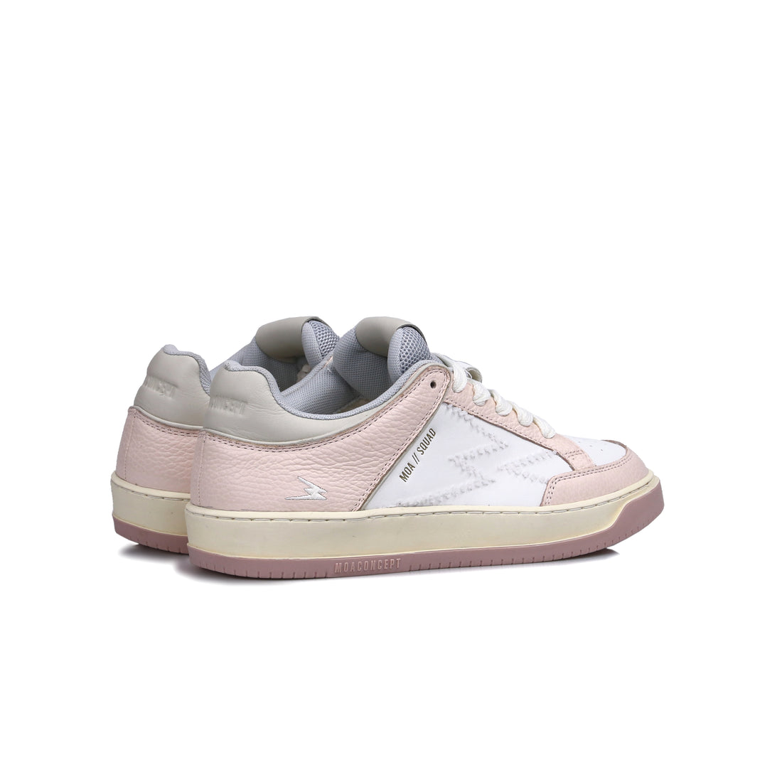 Squad sneaker with embroidered logo and pink details